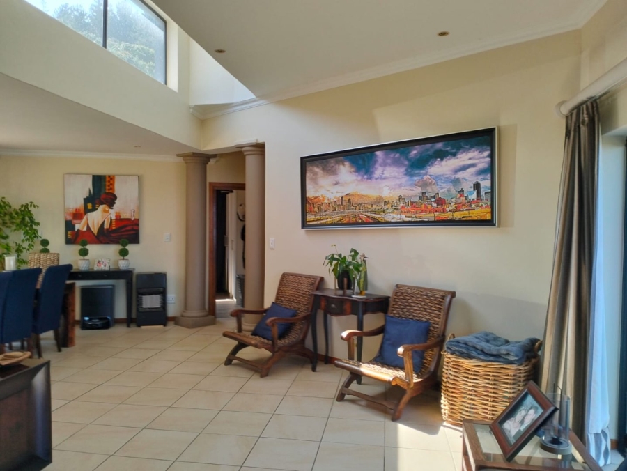 To Let 5 Bedroom Property for Rent in Glentana Western Cape